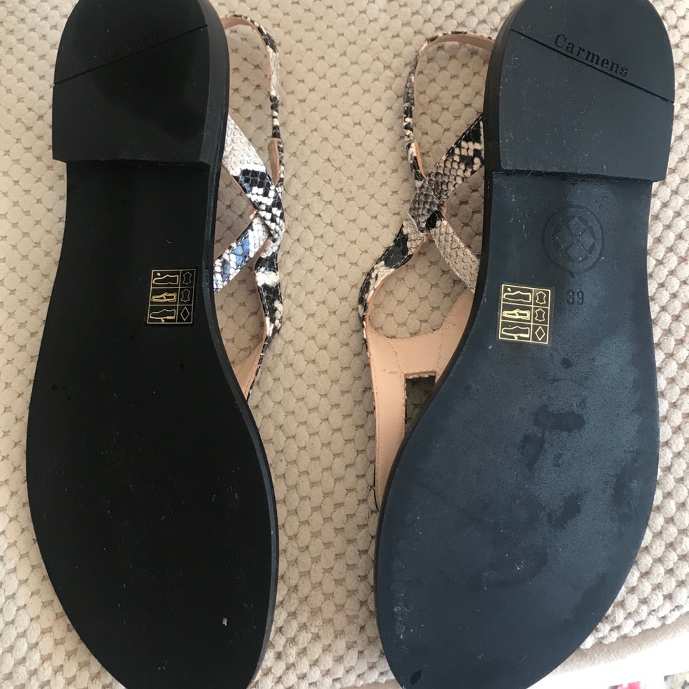 Sandals - Picture 5 of 6